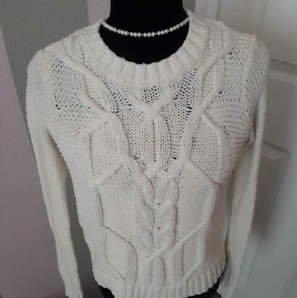 Abercrombie & Fitch Cream Cable Knit Sweater